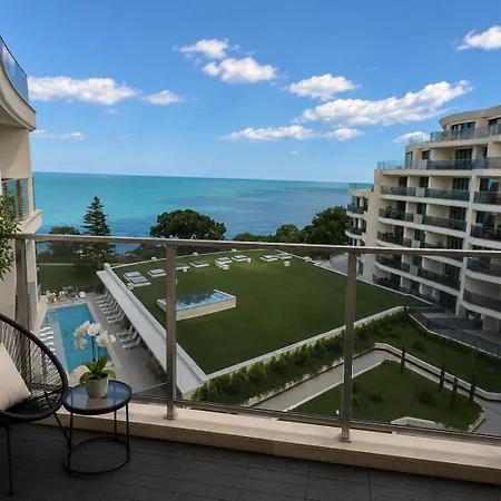 Skyline Lux - Seaview & Pool And Apartment Varna