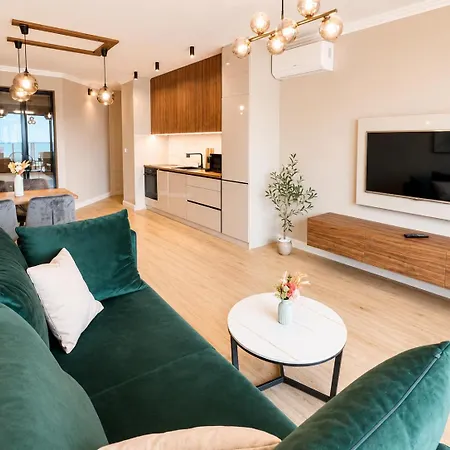 Skyline Lux - Seaview & Pool And Varna