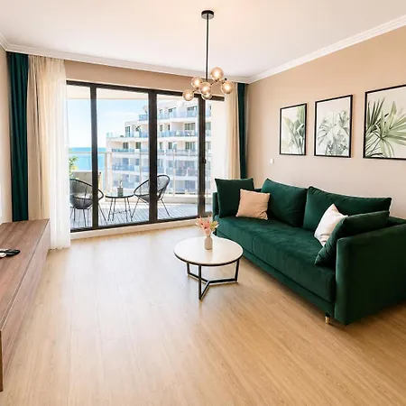 Apartment Skyline Lux - Seaview & Pool And